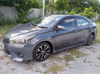 ขายรถมือสอง TOYOTA ALTIS สีเทา ปี 2014